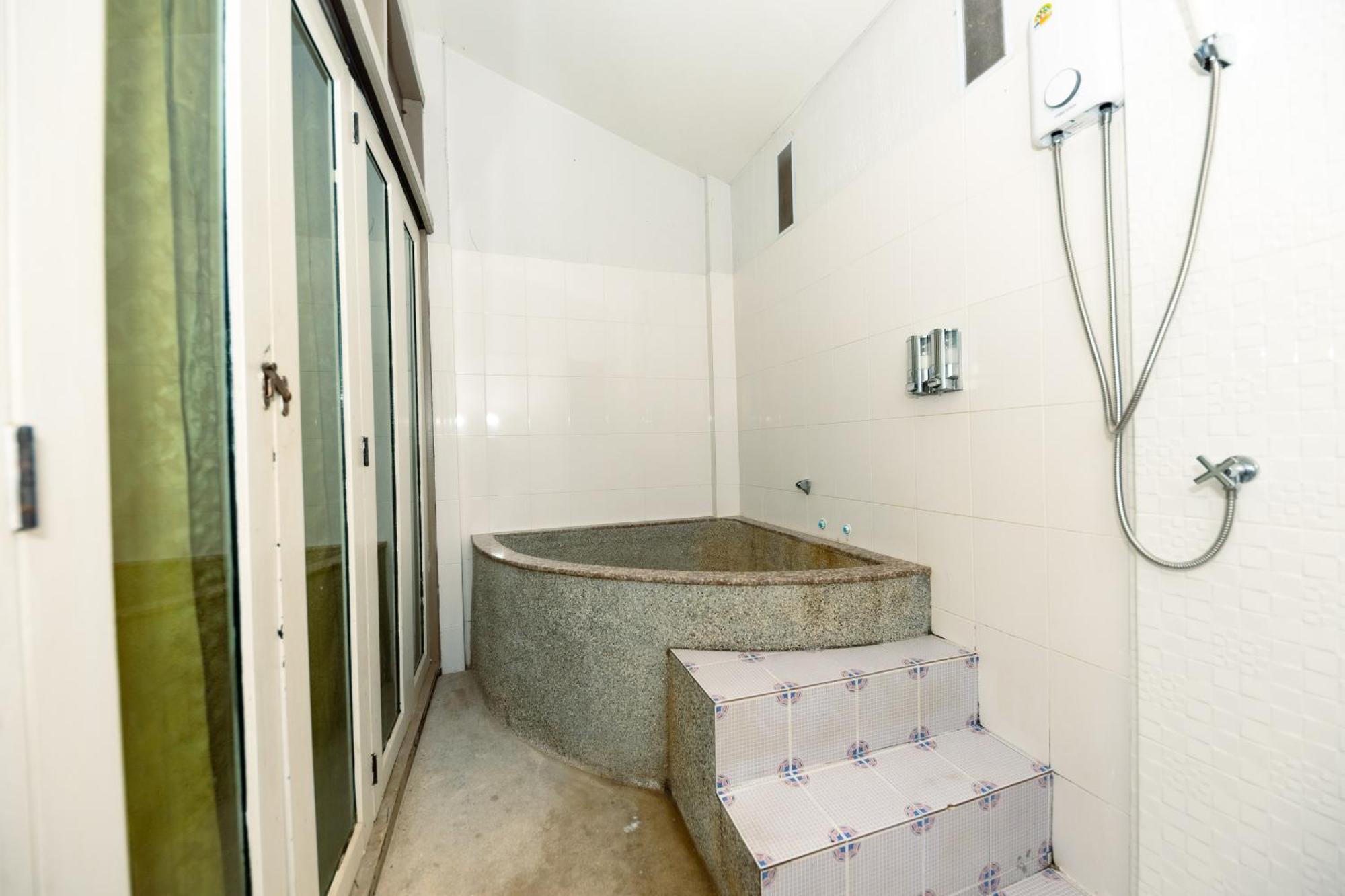 Sleep Hotel - Sha Certified สุราษฎร์ธานี ภายนอก รูปภาพ