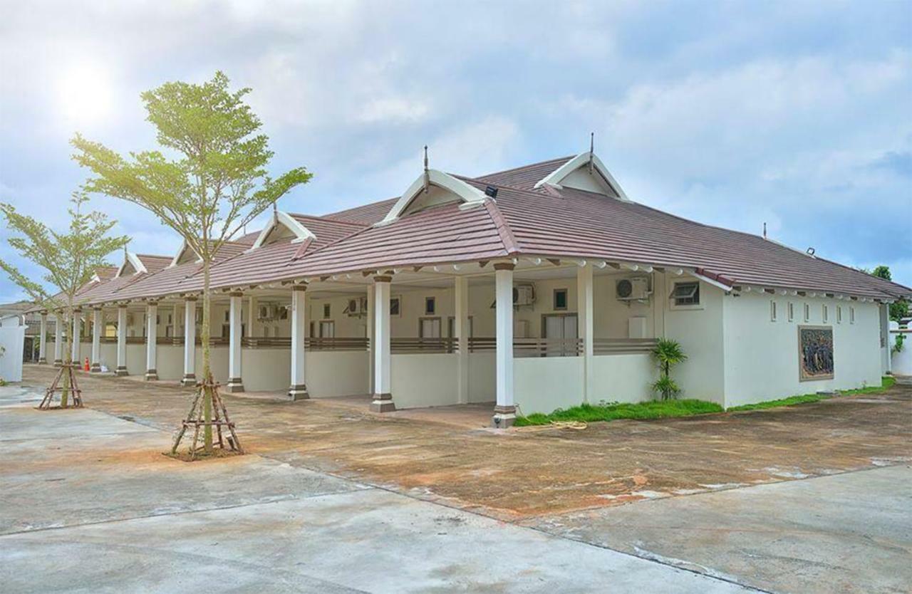 Sleep Hotel - Sha Certified สุราษฎร์ธานี ภายนอก รูปภาพ